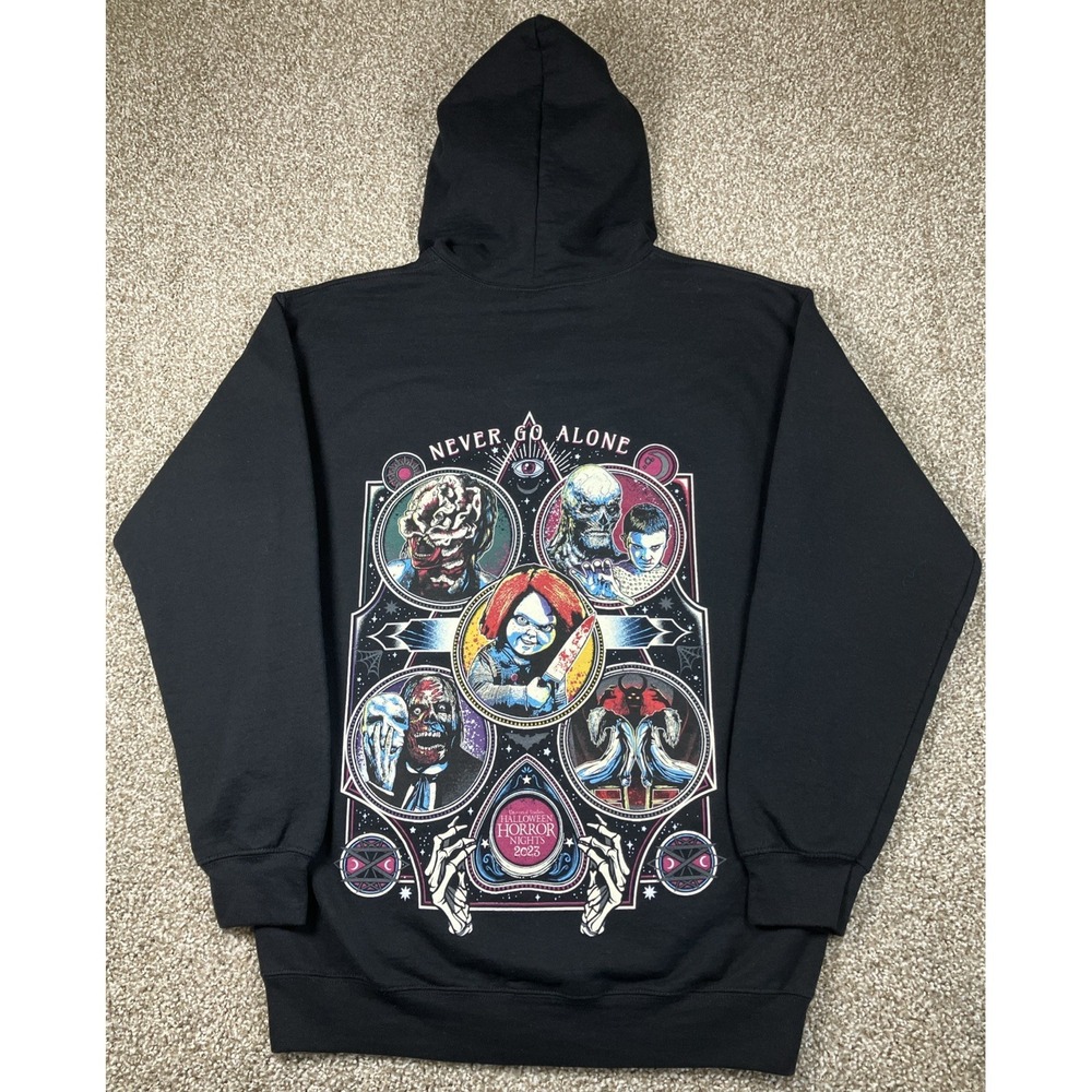 Universal Studio Zip Hoodie Halloween Horror‎ Nights Never Go Alone 2023 Medium